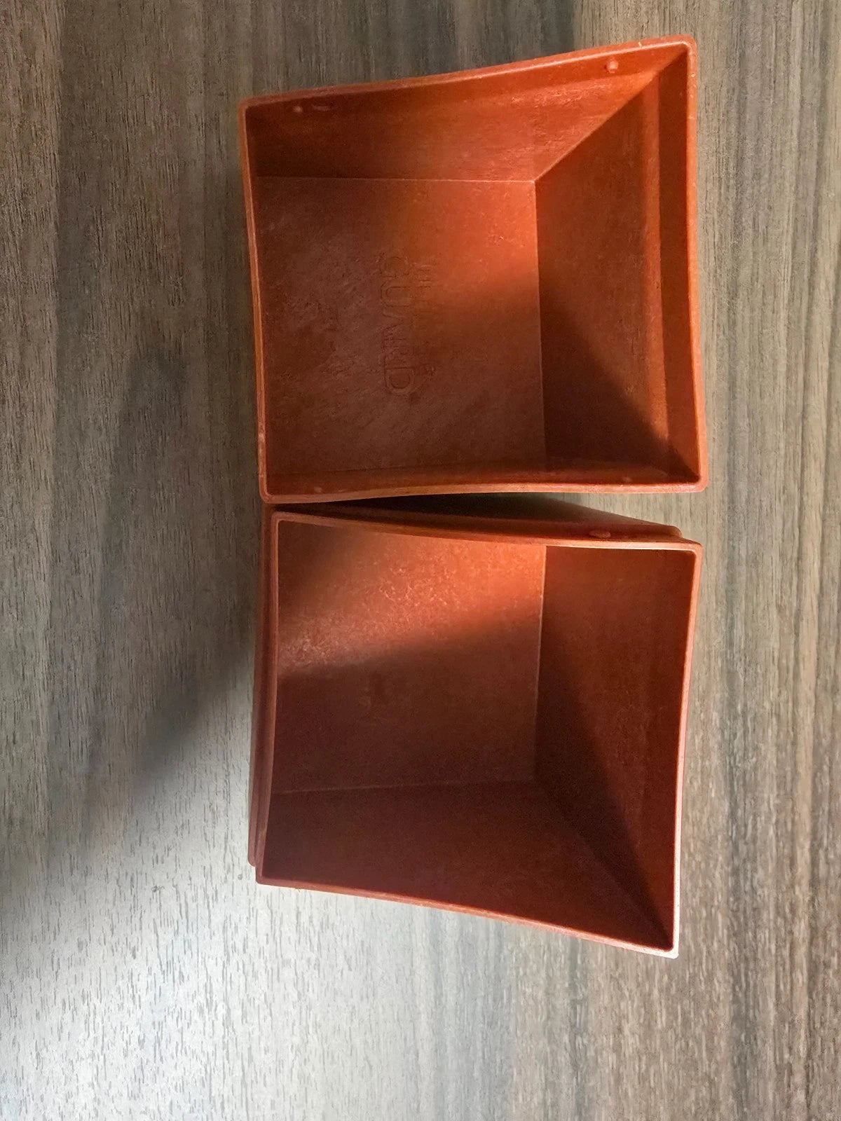 Ultimate Guard Boulder 100+ Deck Case – Return to Earth Red